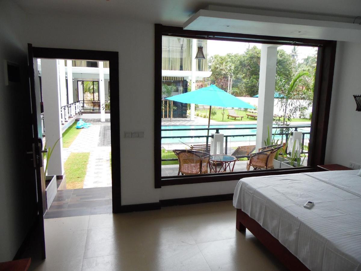 J7 Villaj Resort Triquinimale Exterior foto